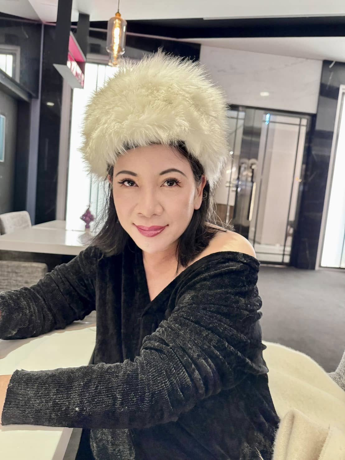 陳文茜堅強地告訴自己，面對病痛，接受它，忽視它，勇敢堅定地認愛生活。圖／取自陳文茜臉書