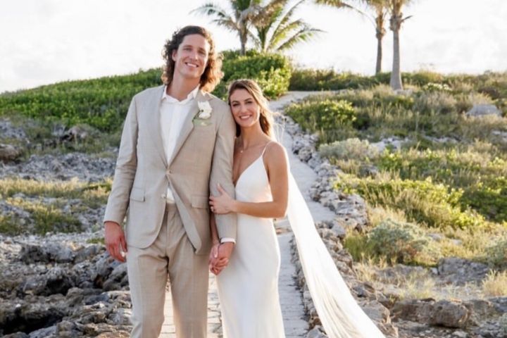 棒球偶像劇？搭訕女球迷　道奇巨投葛拉斯諾結婚了　大谷也按讚