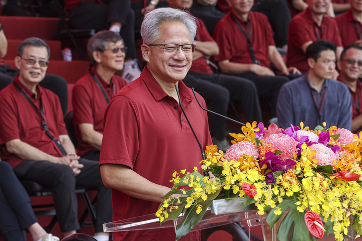 首次現身台積電運動會　黃仁勳：沒有台積電就沒有輝達