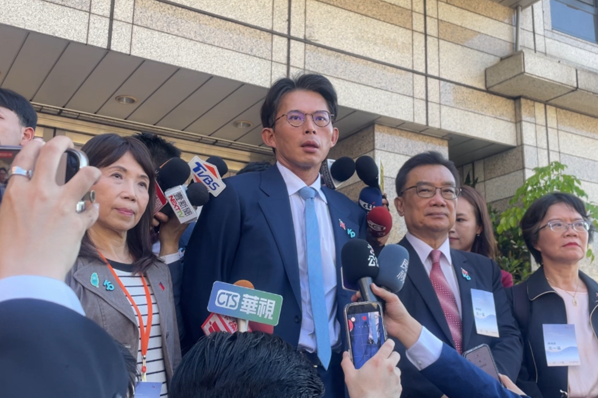 出席國慶大會　黃國昌批賴清德撕裂社會 