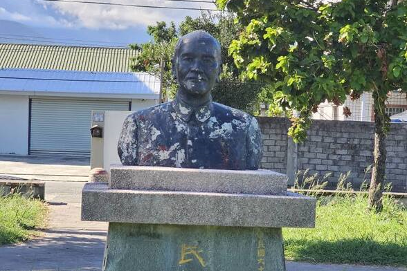 【梅花評論】民進黨拆除蔣公銅像    吃飽太閒！