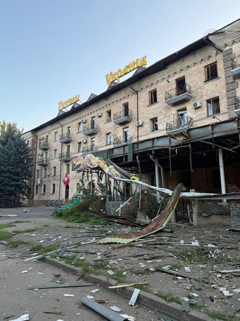 烏東地區如斯拉維揚斯克（Sloviansk）等城市，至今仍持續遭受空襲，處處殘破不堪。圖／取自Східний Варіант / Восточный X