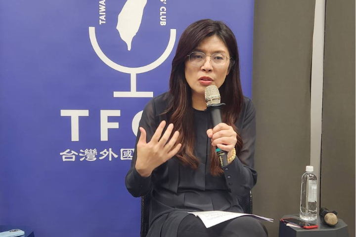親中還是務實?《金融時報》:鄭麗文掌國民黨引美憂心