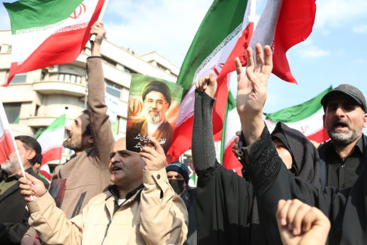 【伊朗危機】穆傑塔巴躲過美以斬首空襲　英媒取得外洩音檔揭逃生關鍵