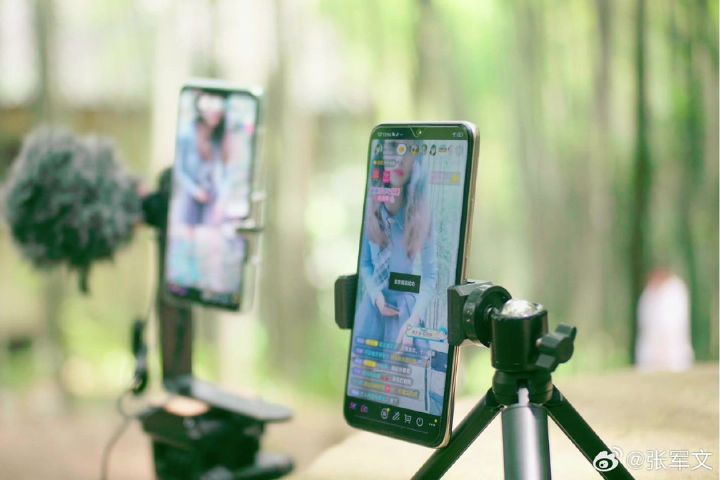 【陸直播打賞亂象-3】精準綁定情緒　「上癮」極端個案頻發　監管急補破網　