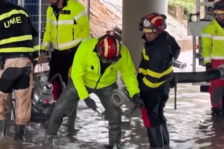 紅色警戒!暴雨冰雹狂襲西班牙 多地淹水交通中斷民眾失蹤