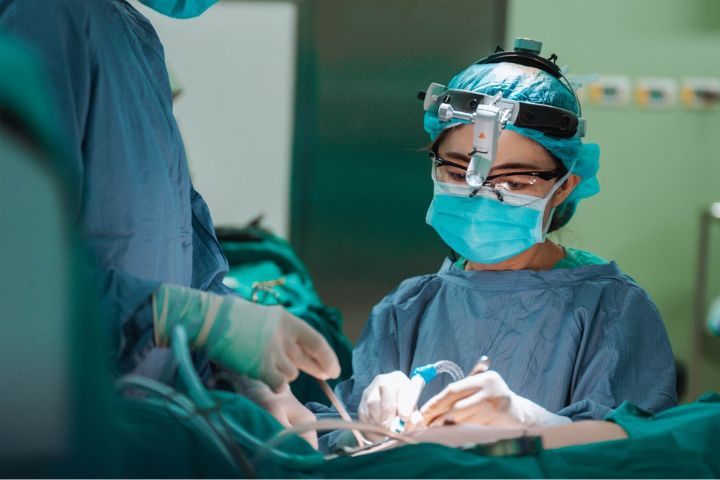 林口長庚新式單孔達文西乳房切除　無痕手術減輕乳癌病患身心創傷