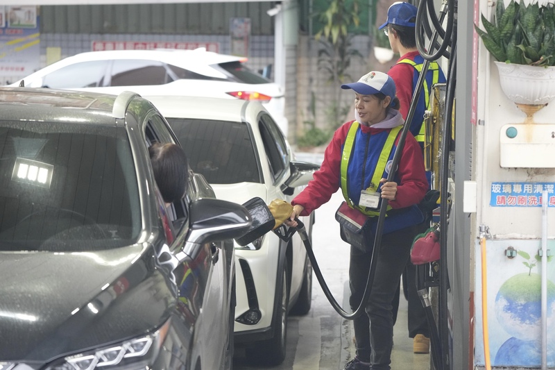 啟動緩漲機制　中油宣布下周汽油漲1.5元、柴油漲1.1元