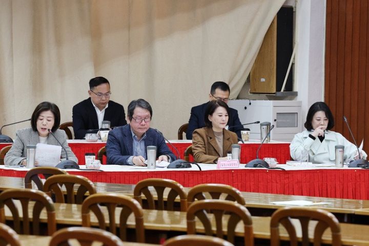 【梅花專論】當政治進入「不能退」的子彈列車軌道