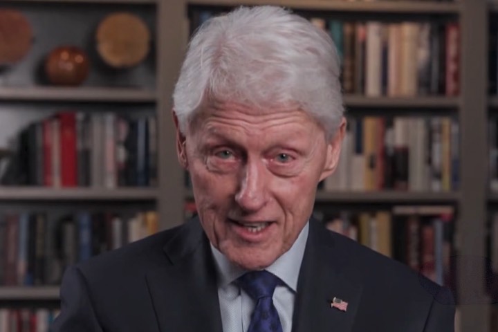 首位美國前總統遭強制作證　柯林頓：對艾普斯坦罪行毫不知情