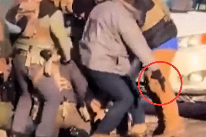 明州護理師之死　首聲槍響疑奪槍後走火　引發ICE探員連開數槍致命