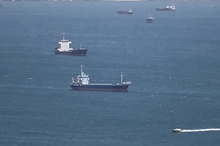 【伊朗危機】伊朗擴大控制範圍　數百船隻遠離荷姆茲海峽集結杜拜外海