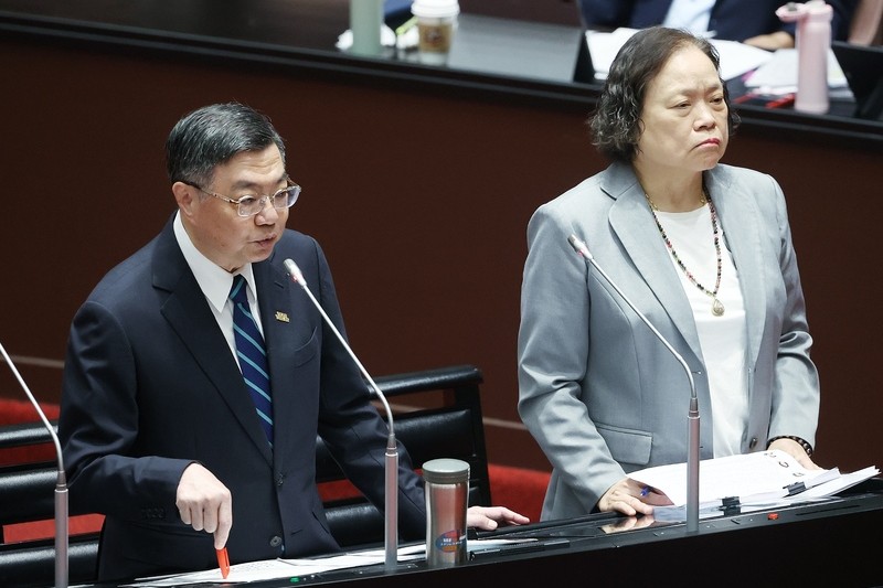 卓揆質疑新興計畫預算合法性　林沛祥反批：主計長已說可動支