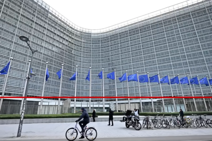 接連重罰谷歌與X平台　歐盟無視川普加速整頓科技巨頭