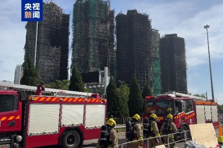 香港宏福苑大火釀168死　起訴7人及2公司　共涉及25項罪名