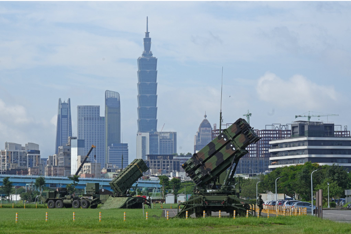 總統賴清德日前宣布，為因應共軍威脅，政府將打造「台灣之盾」（T-Dome）。圖為愛國者二型暨三型防空飛彈系統。圖/取自國防部發言人臉書 