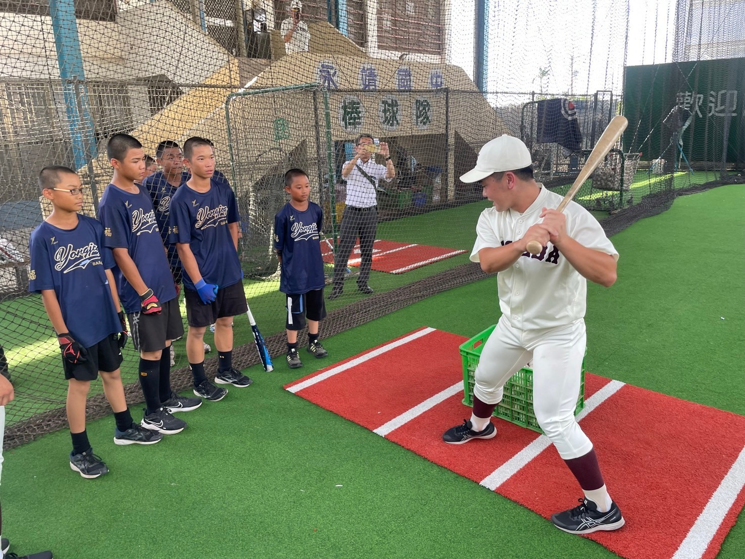 頂新和德攜手早稻田大學棒球部 共同推動台灣基層棒球