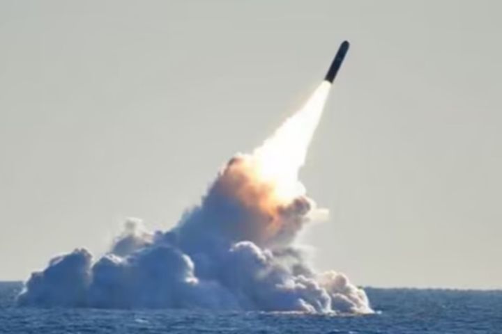 巨浪-3潛射洲際彈道飛彈 大陸「九三閱兵」展戰略重器