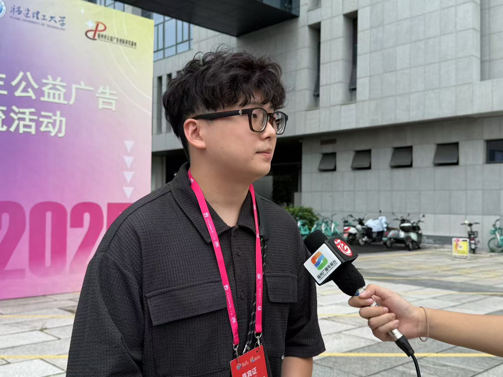 台灣大專院校參賽代表受訪表示:「兩岸學子在共同創作過程中，理念與創意溝通一致」。圖／記者張蔭泉攝