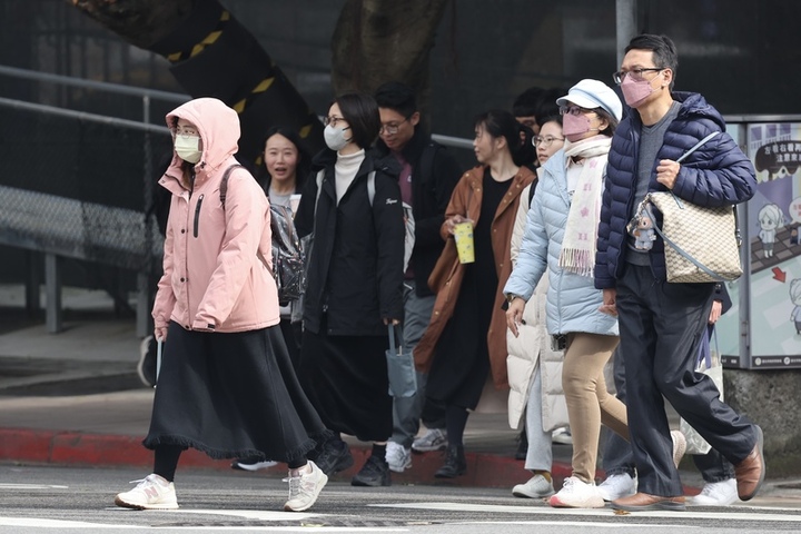 輻射冷卻早晚仍寒冷　今起3天西部空品不佳