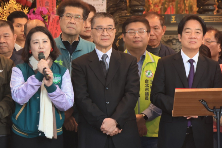 不願向其他派系低頭？綠小雞盼王世堅戰蔣萬安　但賴清德更屬意她