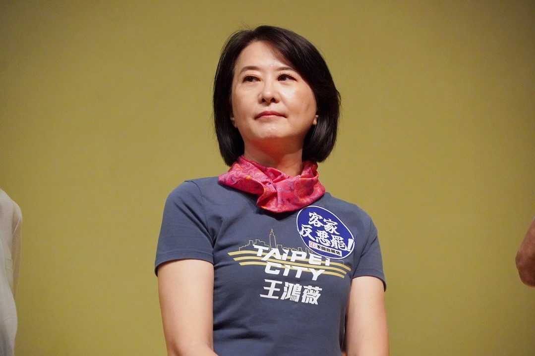 罷團抹黑「口袋國會」評鑑  藍：讚王鴻薇不行 讚綠委就好棒棒？