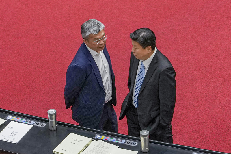 國會監督竟成民主危機？藍委批《經濟學人》價值錯亂