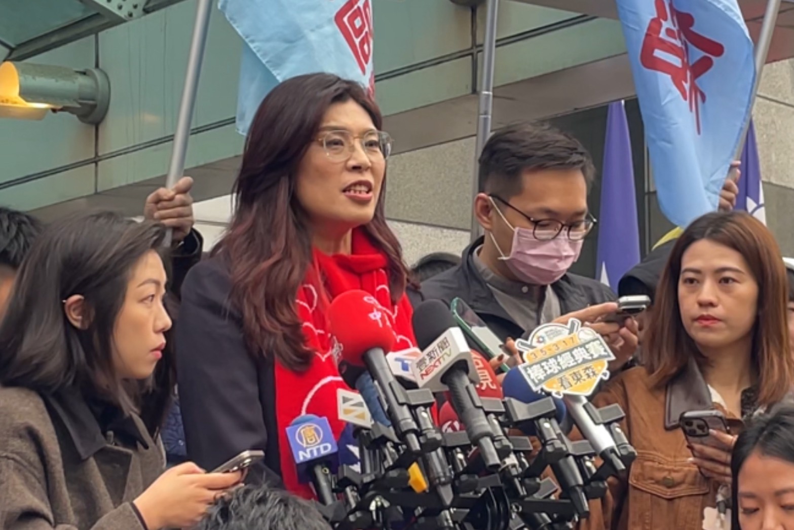 出席元旦升旗　鄭麗文：期盼透過對話化解憲政僵局與兩岸歧異