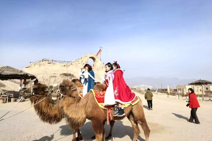  「穿越時光．探索寧夏——台灣親子新春研學營」在輕鬆氣氛中感受影視文化與地方特色的結合。圖/讀者提供