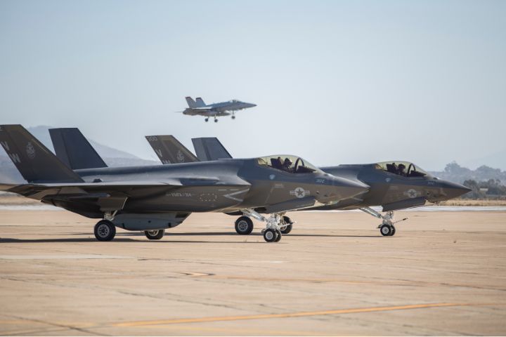 美國在亞太多個盟邦已部署F-35，包括澳洲、日本、新加坡與南韓。圖/取自U.S. Navy