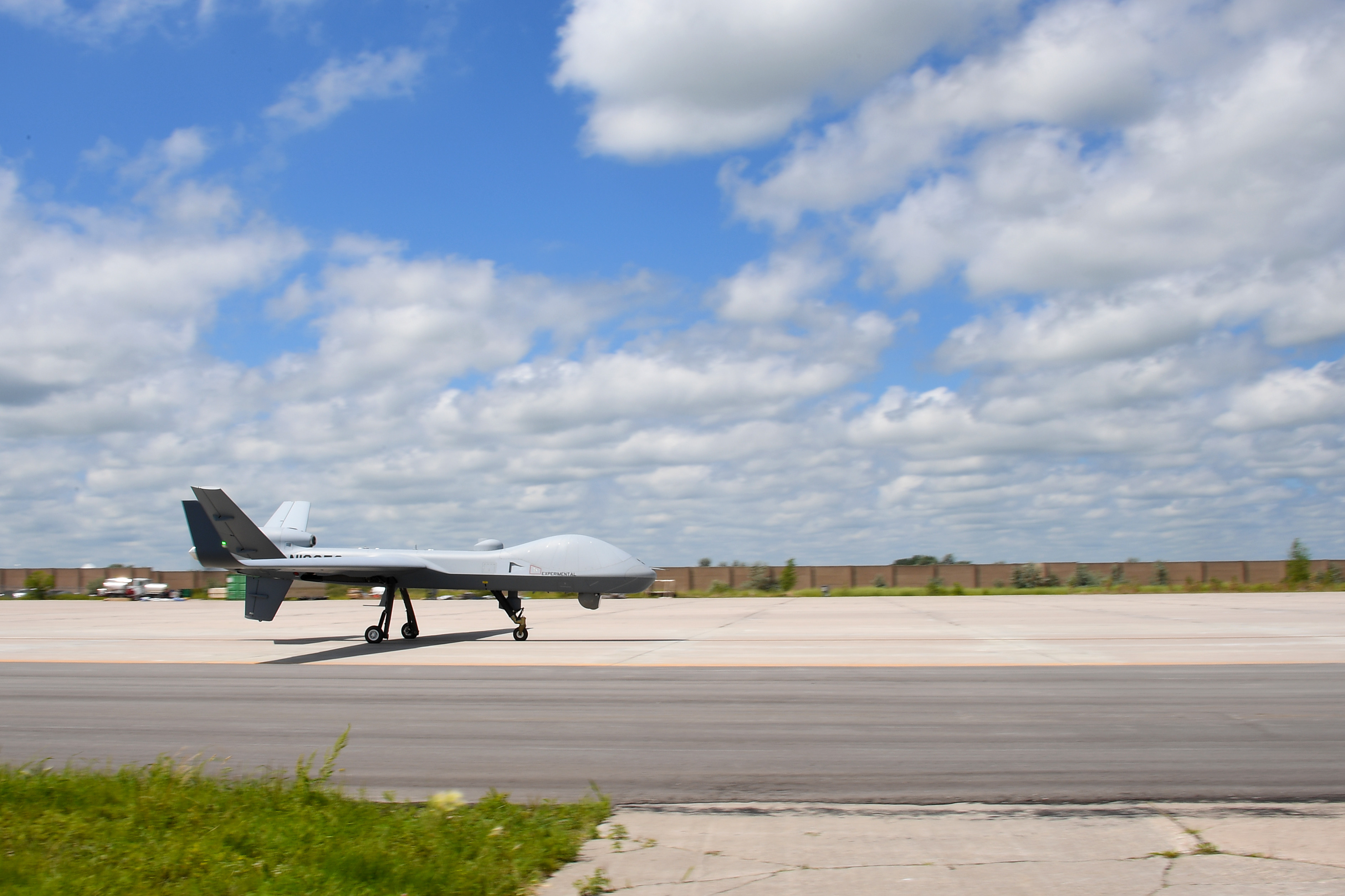 MQ-9B型無人機，也將成為重要的空防預警系統。 圖/取自US Air Force