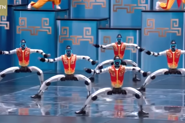 春晚舞劍撼全球　《經濟學人》揭人形機器人熱潮真相：最大買家竟是他