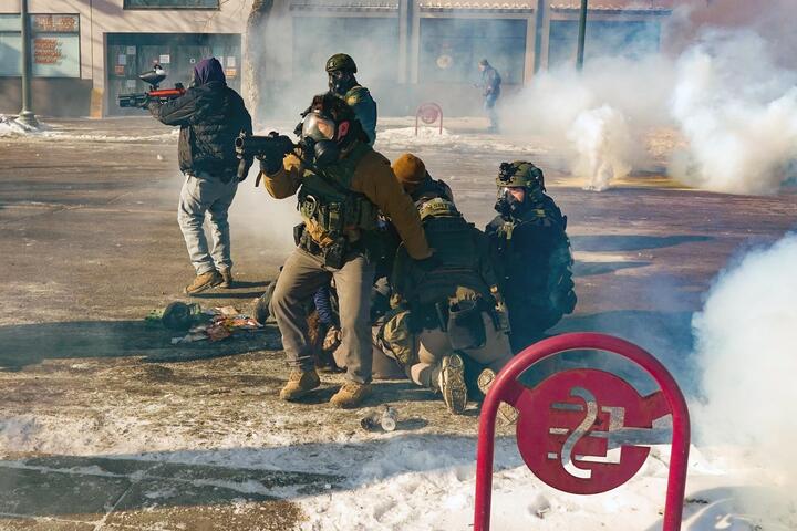 明州槍擊事件延燒　參院民主黨人威脅部分政府關閉