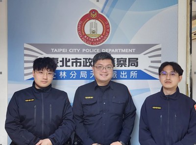 警員陳宏洲（左）、警員杜縣霖（中）、警員徐書彥（右）。圖/士林分局天母派出所提供