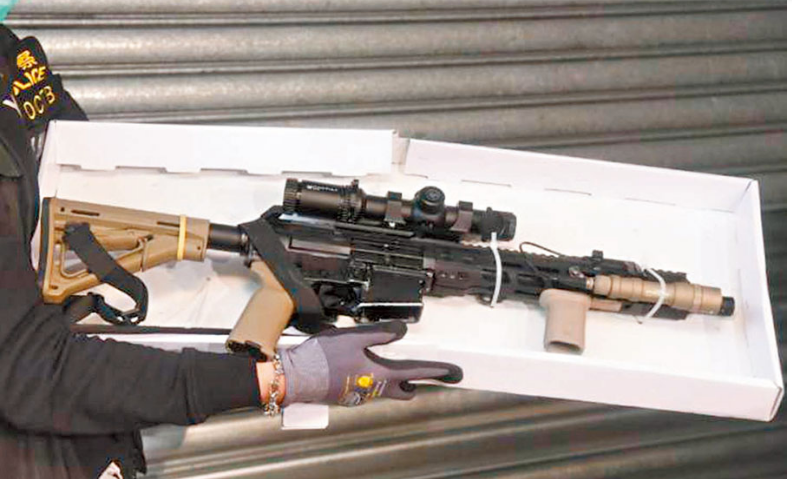 2019年12月，香港警方查獲「屠龍小隊」的槍支。圖/取自香港文匯報