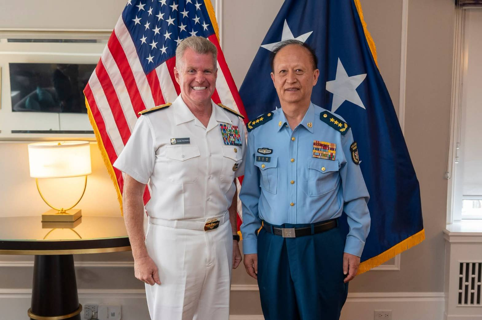 川習會前　美軍太平洋司令帕帕羅會見東部戰區司令楊志斌管控台海風險