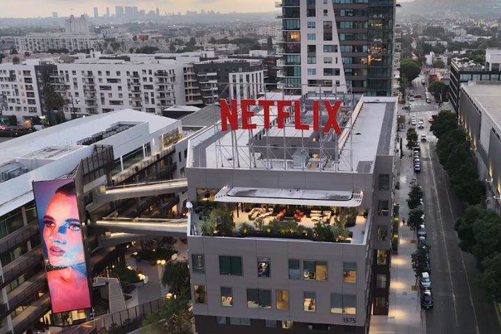 爭奪華納兄弟白熱化　Netflix改以全現金收購力抗派拉蒙