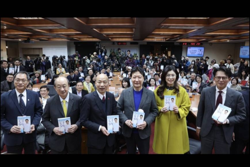 趙少康新書會冠蓋雲集藍綠白齊聚　趙：盼當年「大和解」咖啡續杯