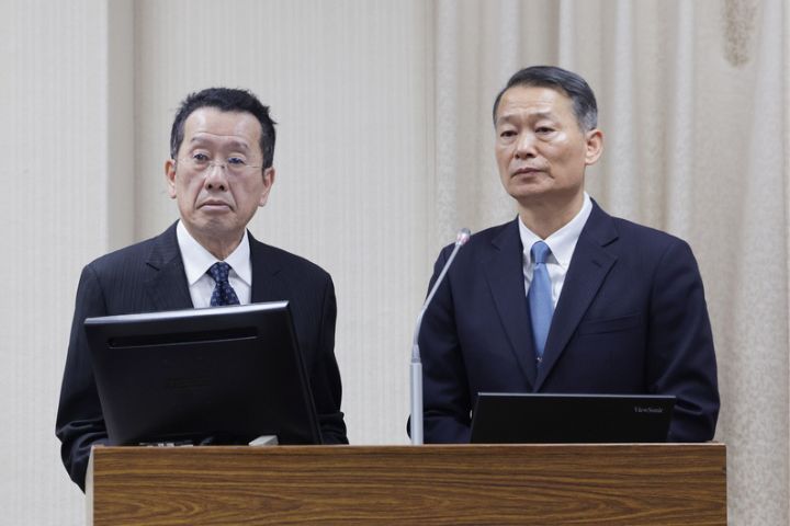 舊機失事、新機未到！防撞系統卡關　顧立雄：56架F-16 Block 70已在美組裝線上