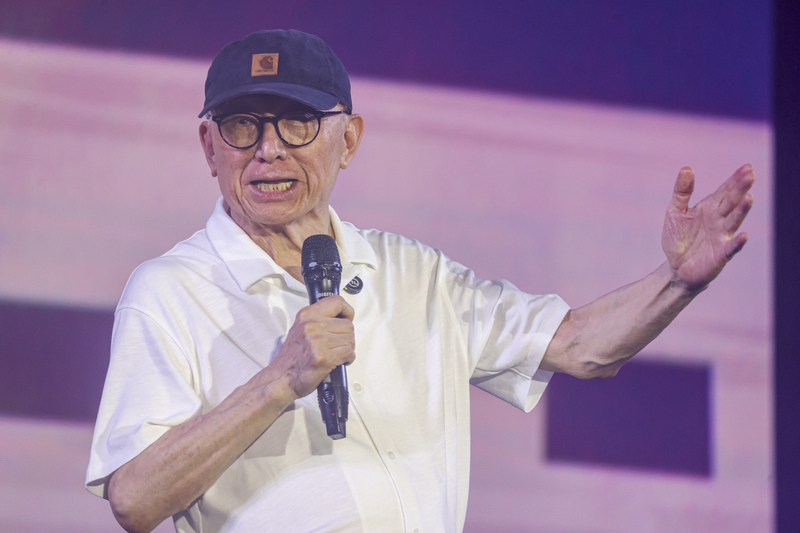 聯電前董事長曹興誠今次扮演的是「大罷免」罷團精神導師，不過從他與徐巧芯辯論中，陸媒認為「抗共」幾乎已成兩黨共，大陸又如何期待國民黨？圖／中央社
