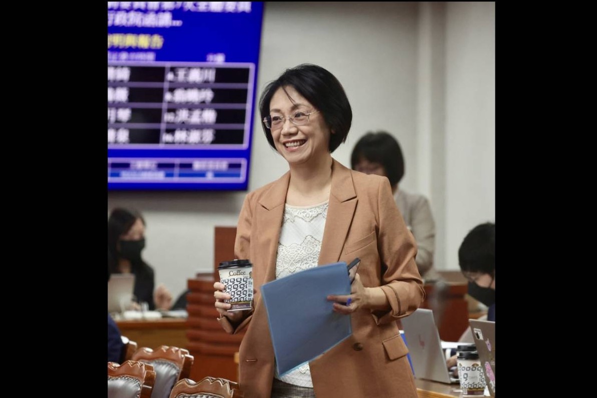 翁曉玲提修憲案：罷免總統提案權交還給人民