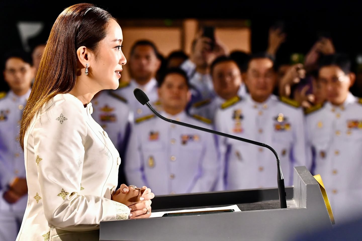 泰國政治地震！憲法法院勒令停職 執政僅10月的貝東塔政府面臨下台風暴