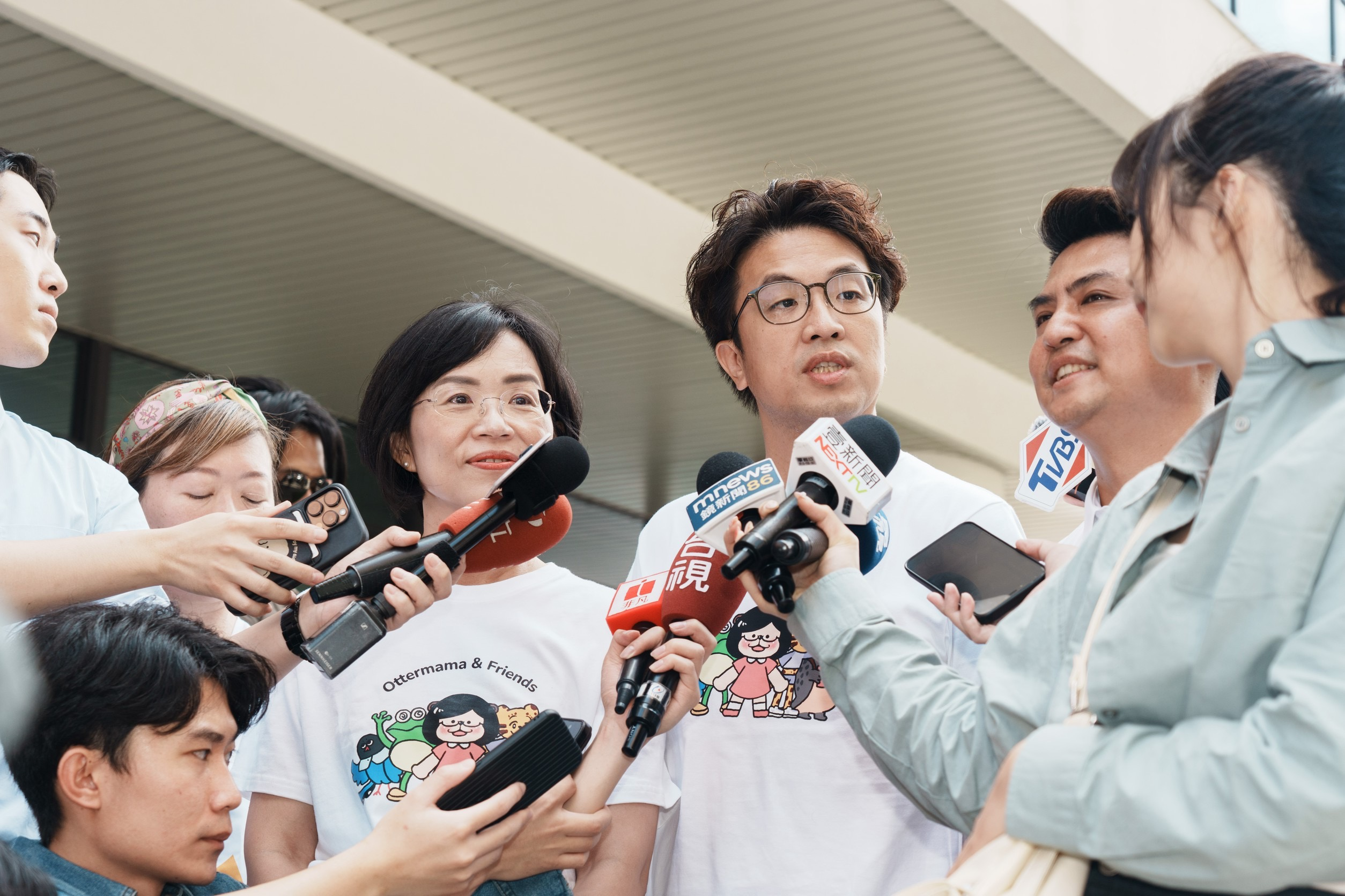 當年「撲馬」轉人設？質疑沈伯洋毒品立場　殷偉、游淑惠各提3大問