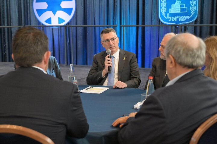 「是時候了」以外長呼籲各國猶太人移居回以色列　遠離反猶主義