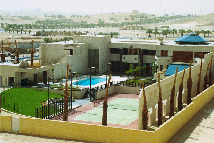 【伊朗危機】利雅德美國大使館遭無人機襲擊起火 川普誓言迅速報復