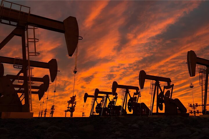 荷姆茲海峽航運受阻，已導致全球面臨能源危機。圖/取自Crypto Rover《推特》官方帳號