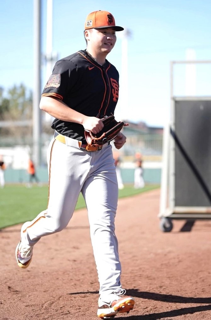 鄧愷威本季春訓至今已出賽5場，整體表現穩定，持續爭取開季名單席次。圖/取自鄧愷威IG