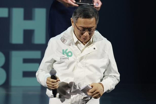 陳昭姿催生代理孕母法　柯文哲陪拜藍綠立委　民進黨回應：直接拜會黨團