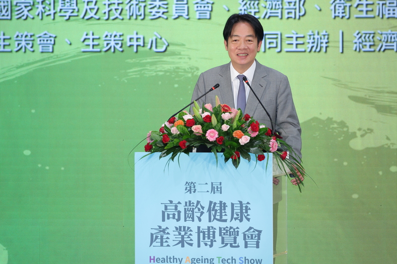賴清德民調再雪崩！滿意度再挫9.6%  本命區台南也淪陷 游盈隆直呼「驚悚！」