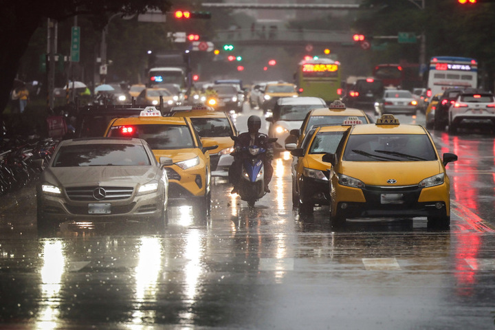 今天午後雷陣雨將更為明顯。圖/取自中央社